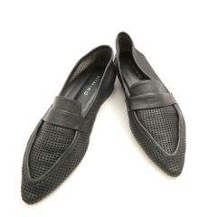 AKIKOAOKI PETIT PATENT WH×WH ローファー - メルカリ