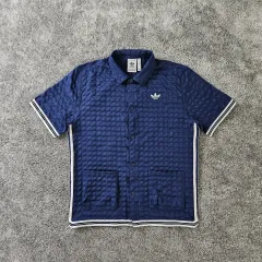 ADIDAS 半袖トップス