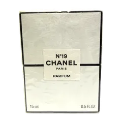 CHANEL シャネル N°19 パルファム 15ml