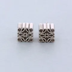 【値下げ】LOEWE ロエベ アナグラム ピアス SV925 ピアス レディース シルバー925 シルバー 中古のサムネイル