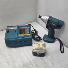 S03666  マキタ充電式インパクトドライバ モデルTD120D 12V 