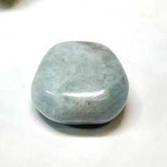 映える青色 コン沢翡翠1g 糸魚川 ヒスイ ひすい - メルカリ
