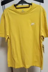 ナイキ スタンダード フィット 半袖 Tシャツです