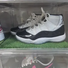 ナイキ エア ジョーダン 11 レトロ コンコルド