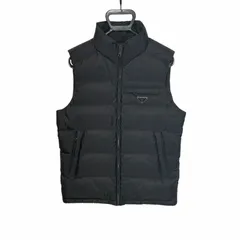 PRADA/M (46) /ブラック /ダウンベスト /型番SGJ191R132Q04のサムネイル