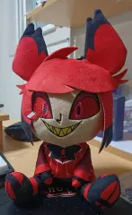 ハズビン ホテル アラスター おすわり ぬいぐるみ 出品