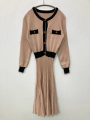 ワンピース ベージュ 無地 長袖 ロング・マキシ丈 プリーツ