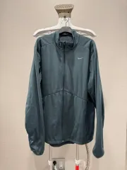 ナイキ ジップアップ ジャケット