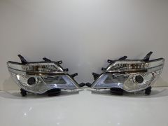 H25年 オデッセイ(RC1) 純正ヘッドライト左右 LED 100-18075 - メルカリ