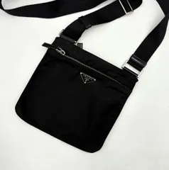 美品◎ PRADA プラダ 三角ロゴ ショルダーバッグ サコッシュ テスートナイロン ブラック 黒 メンズ レディース 2Y4862