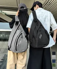 ワンショルダー バッグ メンズ レディース ボディバッグ スリングバッグ 大容量 A4対応 軽量 ナイロン 韓国風 スポーティー 斜めがけ アウトドア 旅行 ユニセックス CHTZM-335