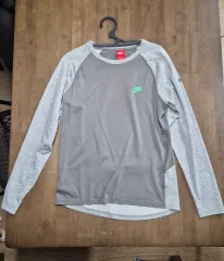 ナイキ ロングスリーブ L 長袖Tシャツ