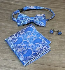 【訳あり】 蝶ネクタイ ポケットチーフ カフスボタン 3点セット ロイヤルブルー ペイズリー柄 ボウタイ 結婚式 パーティー