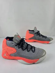 ヴィンテージ^^290 NIKE ジョーダン Melo M12 'ウルフ グレー ハイパー オレンジ