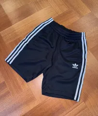 adidas ハーフパンツ