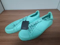 ZARA スニーカー