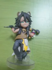 ディズニー ツイステッドワンダーランド レオナ フィギュア