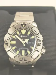 中古美品!!セイコー/SEIKO　ダイバーズ200ｍ　海外モデル　ブラックモンスターのサムネイル