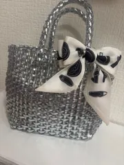 ワイヤーバッグ メタリックシルバー ミニバッグ 軽量  リボン付き