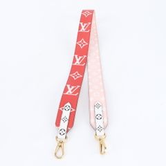 美品 バリー レザー ショルダーバッグ 斜め掛け クロスボディ ゴールド 金具 レディース EWE DV60-9 美品 バリー レザー ショルダーバッグ 斜め掛け クロスボディ ゴールド