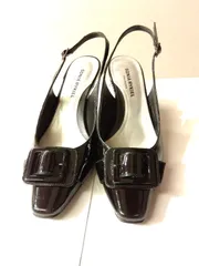 M24　ソニアリキエル　SONIA RYKIEL　バックストラップパンプス　サンダル　エナメルブラック　バックルモチーフ　サイズ35　ヒール5.5cmのサムネイル