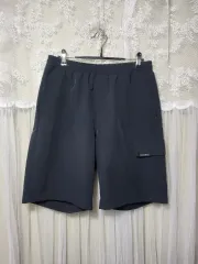 カルバン・クライン ブラック ハーフパンツ カーゴポケット