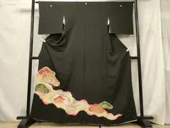 平和屋着物■豪華黒留袖　駒刺繍　流水松文　暈し染め　金彩　正絹　逸品　CABF5735oy