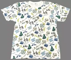 【中古】衣類 総柄 Tシャツ ホワイト Lサイズ 「進撃の巨人・ザ・リアル」 ユニバーサル・スタジオ・ジャパン2019限定