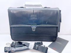 極美品 完売品 VOCIER F38 キャリーケース スーツ 付属品付き 黒