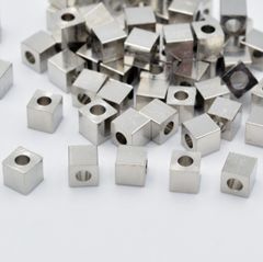 ビーズクラブ ロンデル メタルビーズ 四角 大 銀 50個 4mm ブレスレット ネックレス 金具 金属ビーズ パーツ