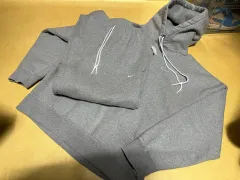 ナイキ NRG セットアップ フードTシャツ パンツ