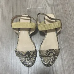 【227268】artemis by DIANA アルテミスバイダイアナ  サンダル　シューズ　ジュートウェッジ　パイソン柄　アウトソール幅22.5cm  ・ ベージュ