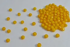 ビーズクラブ ガラスビーズ ボタンカット No.66 6mm 黄色 連売り ビーズパーツ ネックレス ブレスレット