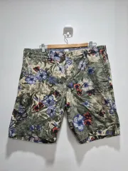 36) GAP ギャップ フラワー コットン ハーフパンツ 出品