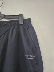 Calvin Klein カルバン・クライン パフォーマンス ブラック ハーフパンツ