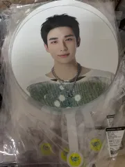 イメージうちわ ヒョンジン(HYUNJIN) Stray Kids(ストレイキッズ・スキズ・SKZ) celebrATE dominATE