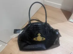 ヴィヴィアン・ウエストウッド チャンセリー バッグ