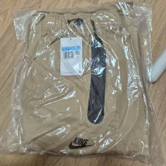 ナイキ ウーブン ショーツ カーキ M サイズ 新品