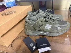 240 ニューバランス ストーンアイランド 991v2 オリーブグリーン