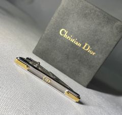 dior homme 18ss ATELIER　レザー ブローチ ピン dior homme 18ss ATELIER レザー ブローチ ピン - メルカリ