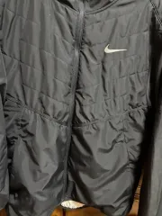 ナイキ ランニング ウィンドブレーカー