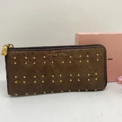 2026年最新】MIU MIU スタッズ 財布の人気アイテム - メルカリ
