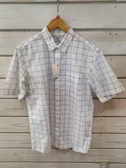 【新品・未使用】64　UNIQLO　メンズトップス