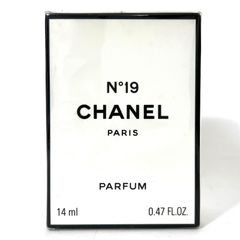 CHANEL NO.19 PARFUM 14ml - メルカリ