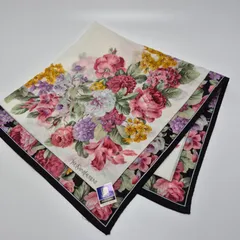 【新品】YVES SAINT LAURENT レディースハンカチ