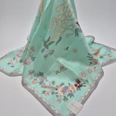 【新品】NINA RICCI 大判ハンカチーフ ミニスカーフ おひざ掛け