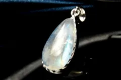 【１点物】AAAシラー光彩☆シルバー925 ブルームーンストーン　14x8mm　ドロップ ペンダントトップ パワーストーン 天然石 _PD1392