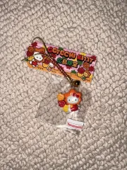 地域限定 ハローキティ キーホルダー