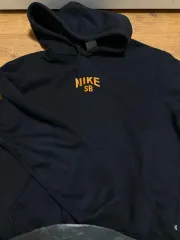 ナイキ SB ブラック フードTシャツ レディース s