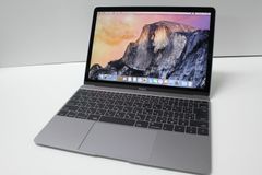 引越し大幅セール】Apple MacBook 12インチ 2016 シルバー - メルカリ